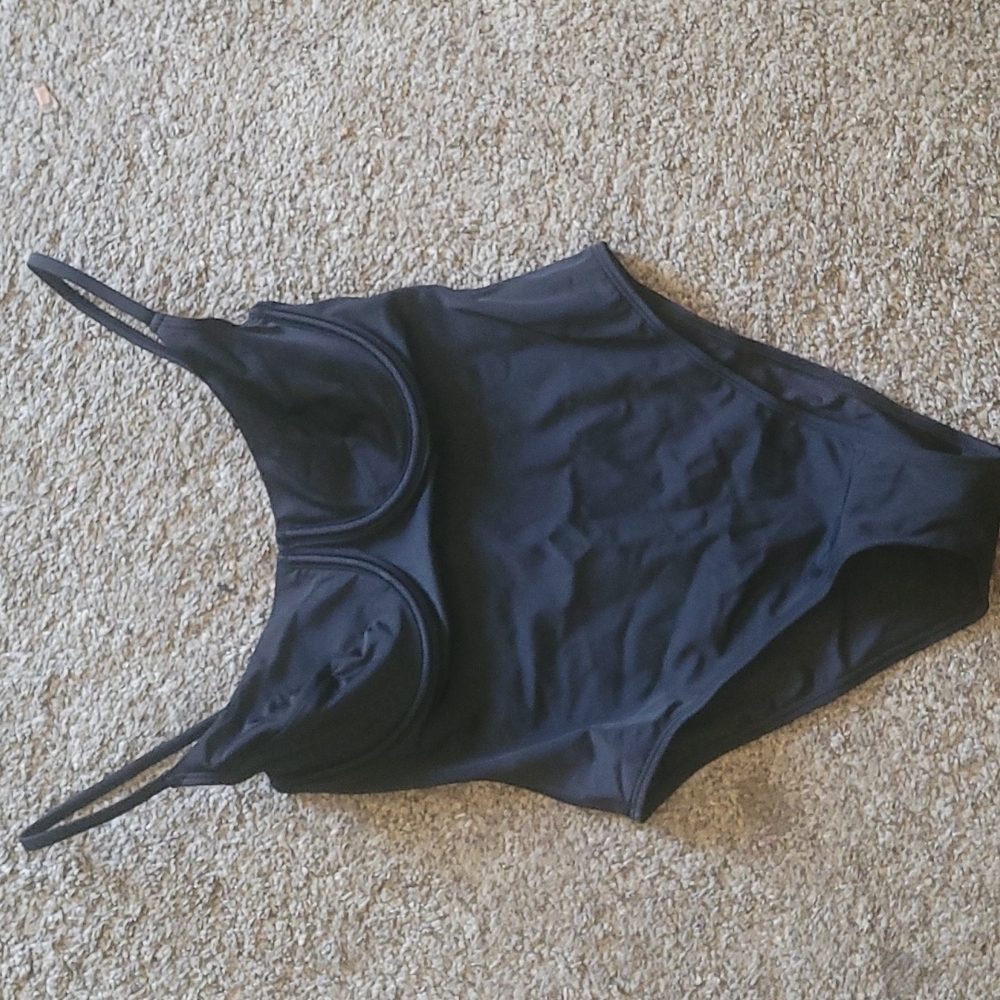 One piece swimming/bathing siut